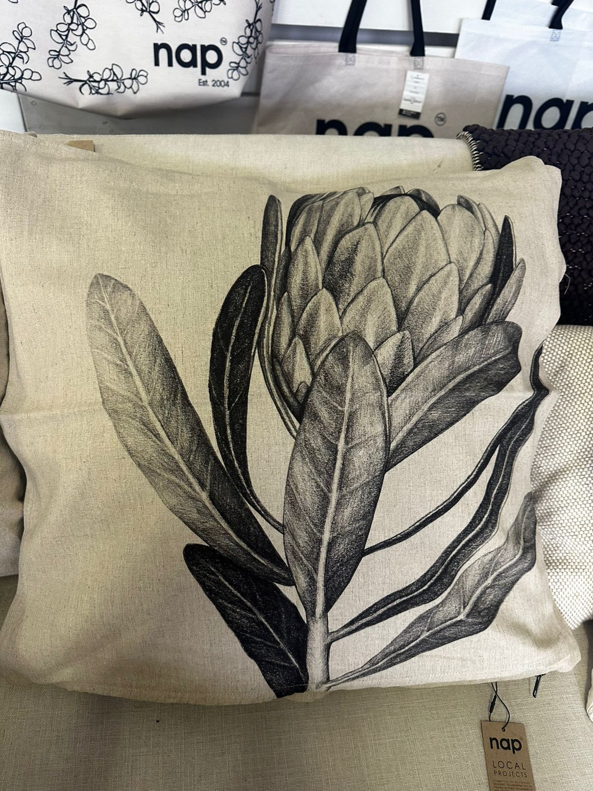 Throws & Scatters